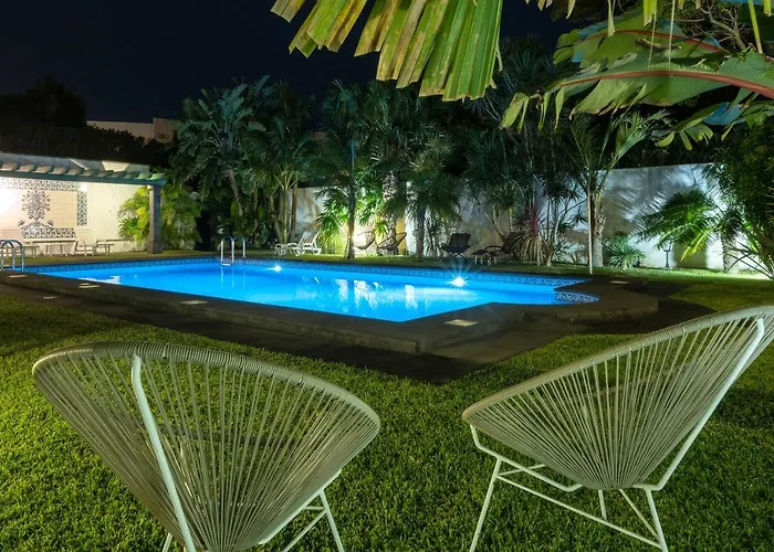 Casa Clivias Ponta Delgada