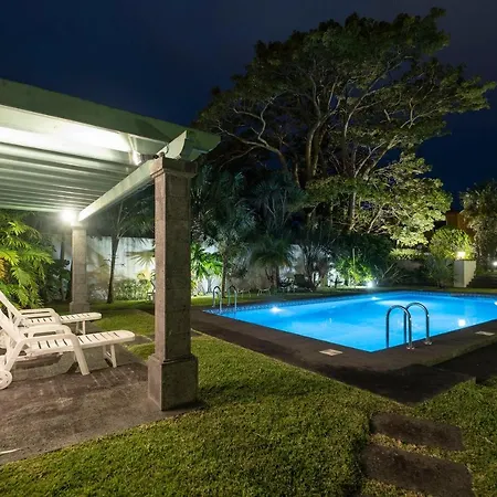 Casa Clivias Ponta Delgada (Sao Miguel)